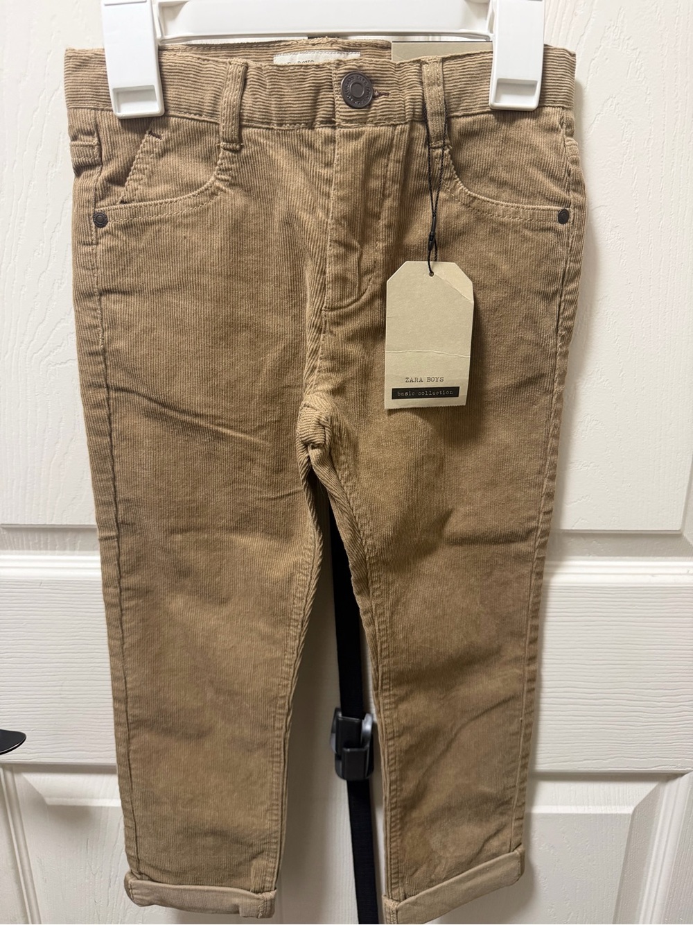 Zara Slim Corduroy Jeans in Tan
